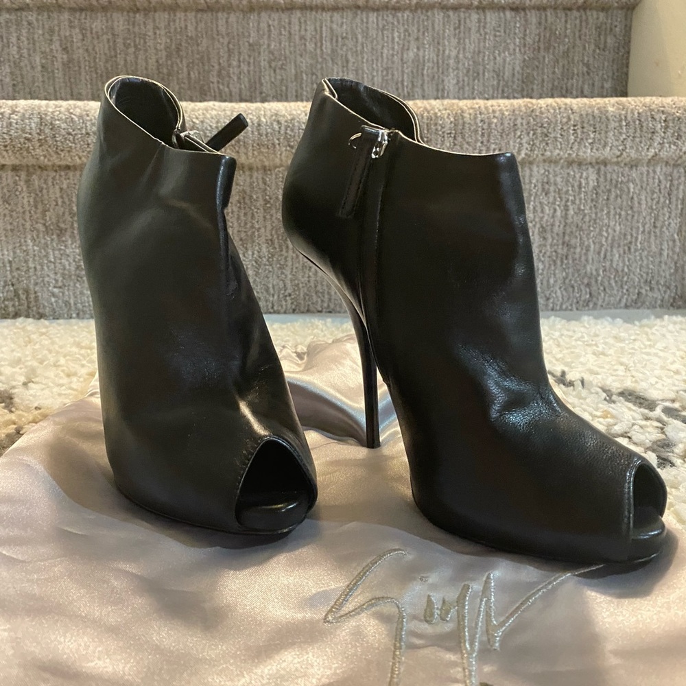 Giuseppe Zanotti open toe booties